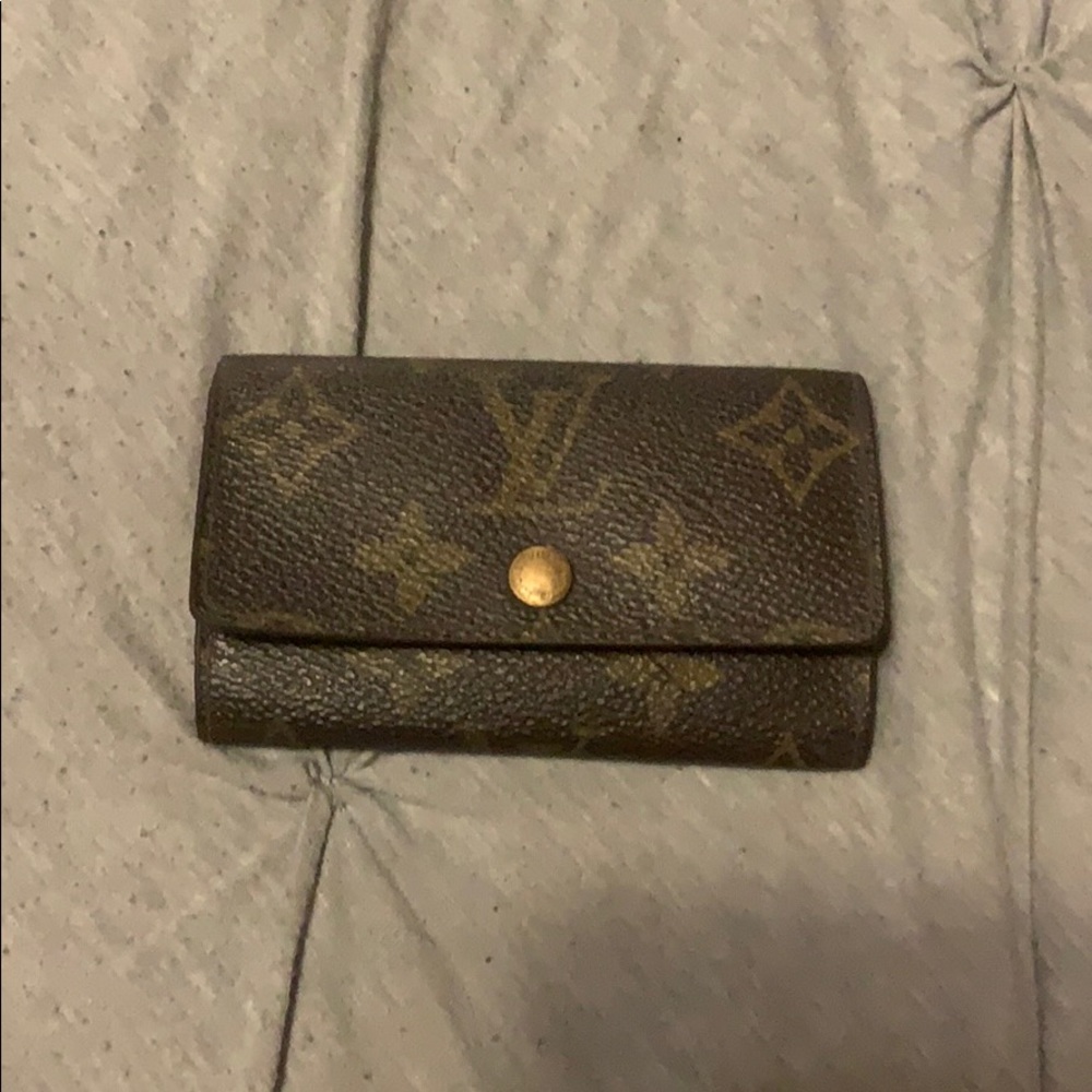 Louis Vuitton key holder